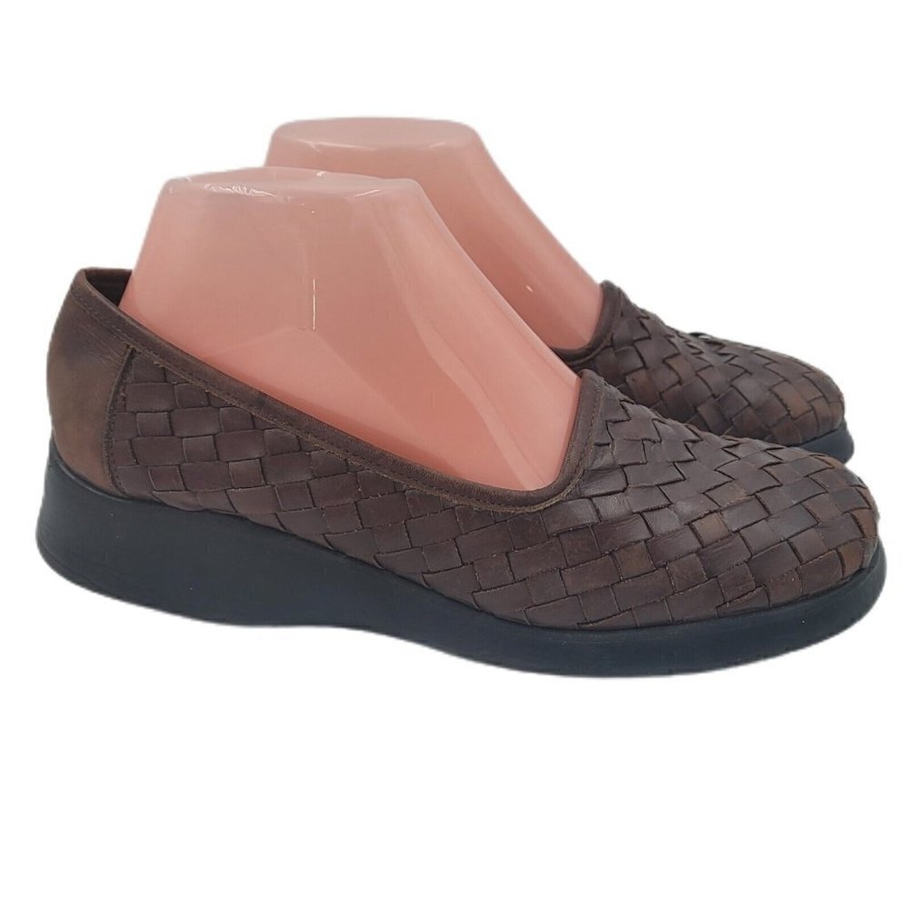 Trotters Viva Women's Brown Woven Leather Shoes Slip On Wedge Loafers Size 37 EU